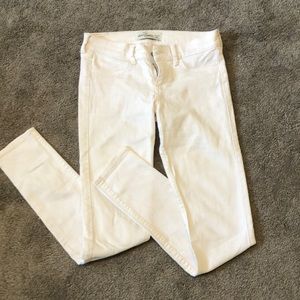 white jeans for girls!